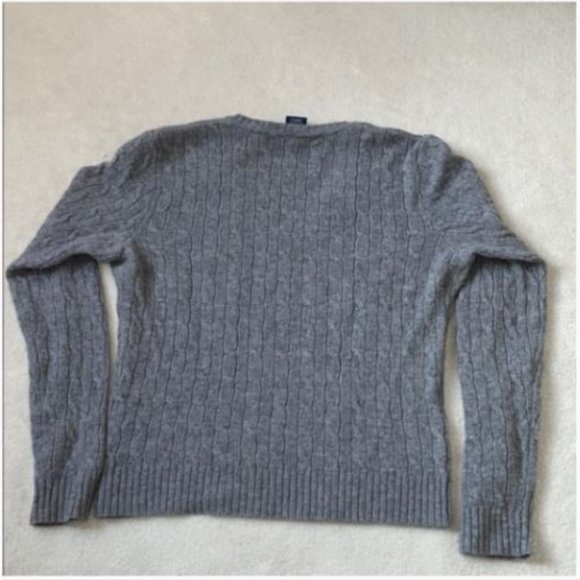 Ralph Lauren V-Neck Wool Cable Knit Sweater - Picture 6 of 12